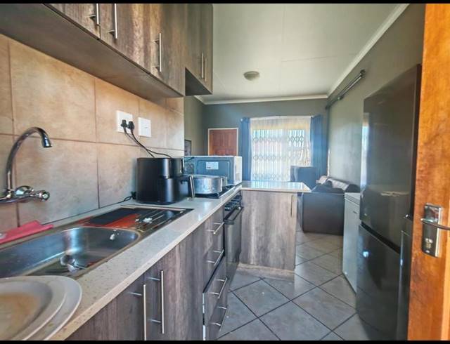 3 BEDROOM HOUSE FOR SALE IN ERMELO